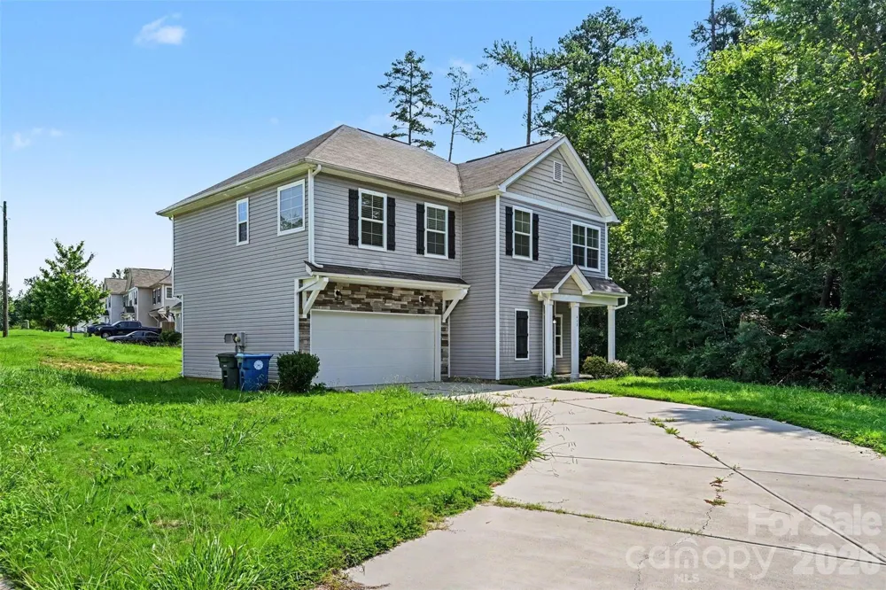 618 Oak Brook Drive Salisbury, NC 28146
