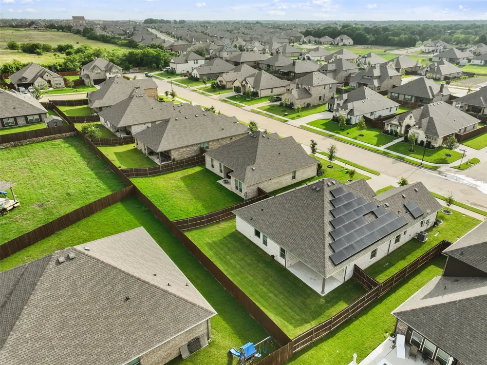 1029 Greencove Drive Midlothian, TX 76065