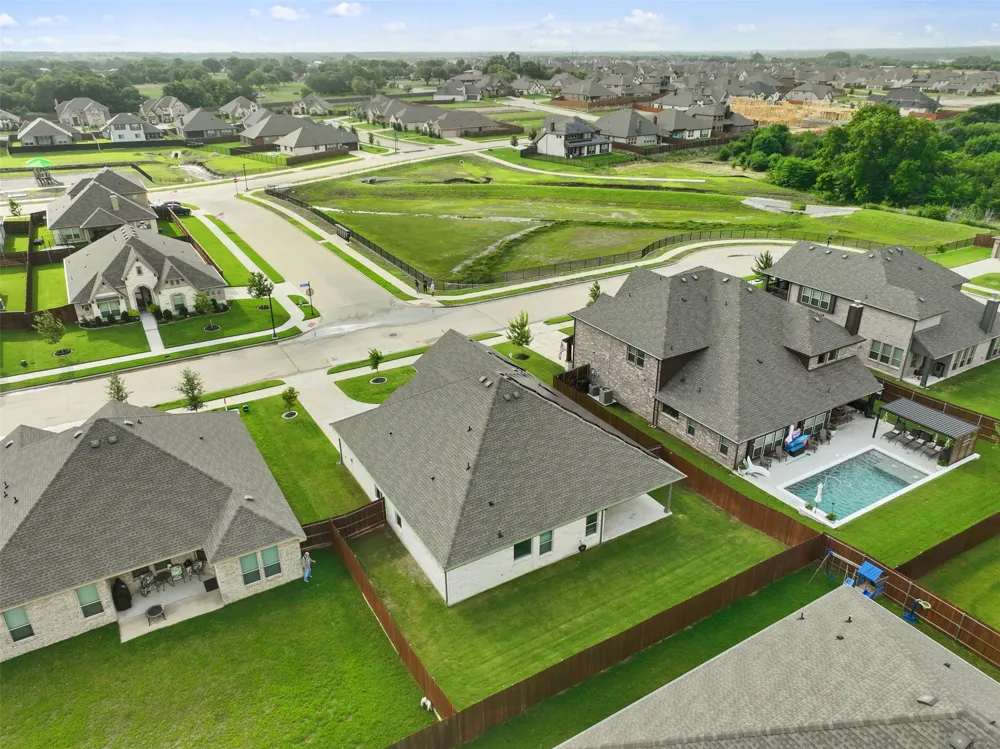 1029 Greencove Drive Midlothian, TX 76065