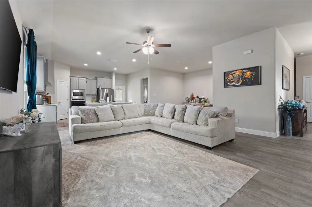 1029 Greencove Drive Midlothian, TX 76065