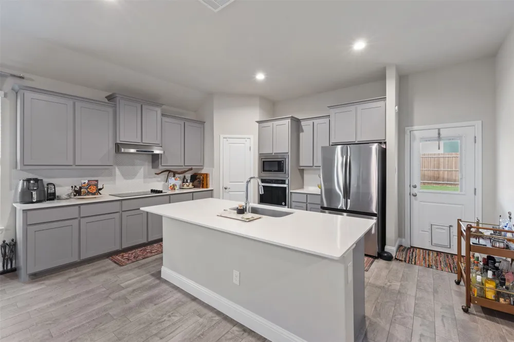 1029 Greencove Drive Midlothian, TX 76065