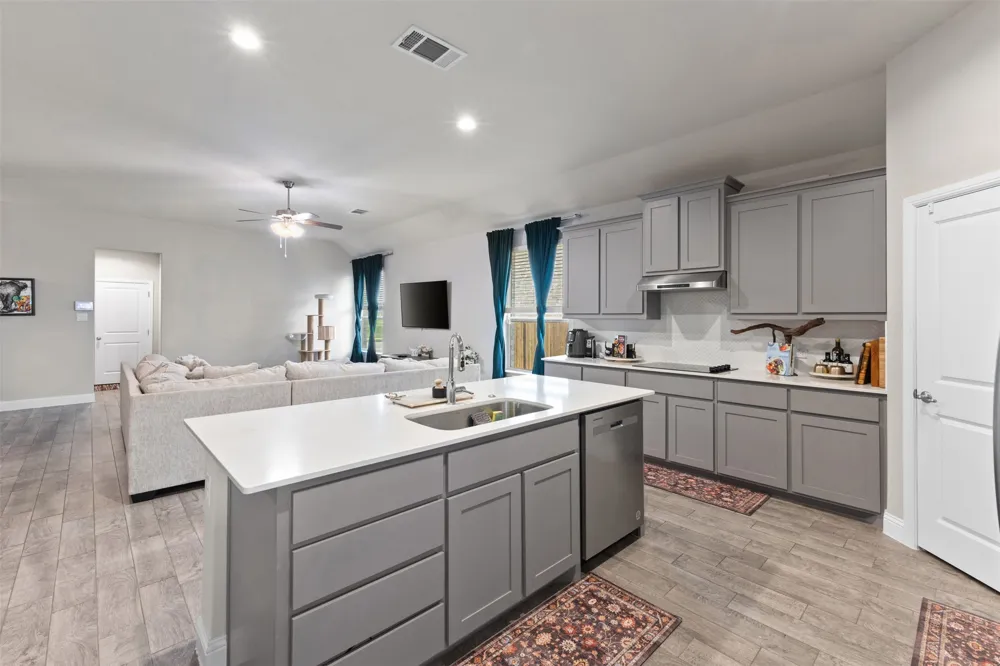 1029 Greencove Drive Midlothian, TX 76065