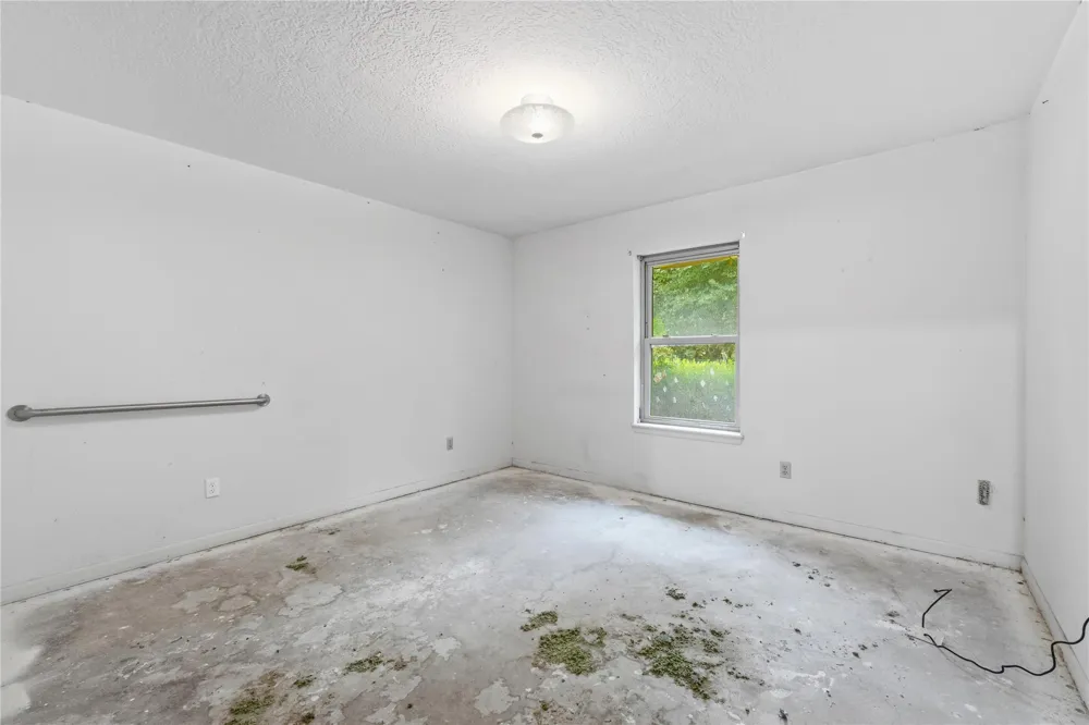 140 Pine Valley Drive Livingston, TX 77351