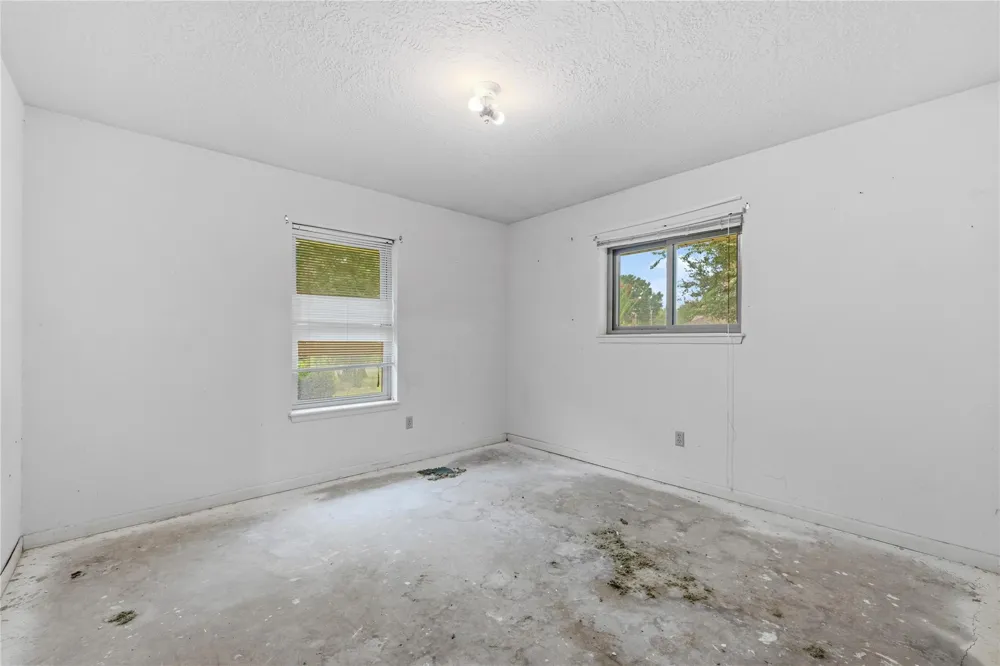 140 Pine Valley Drive Livingston, TX 77351