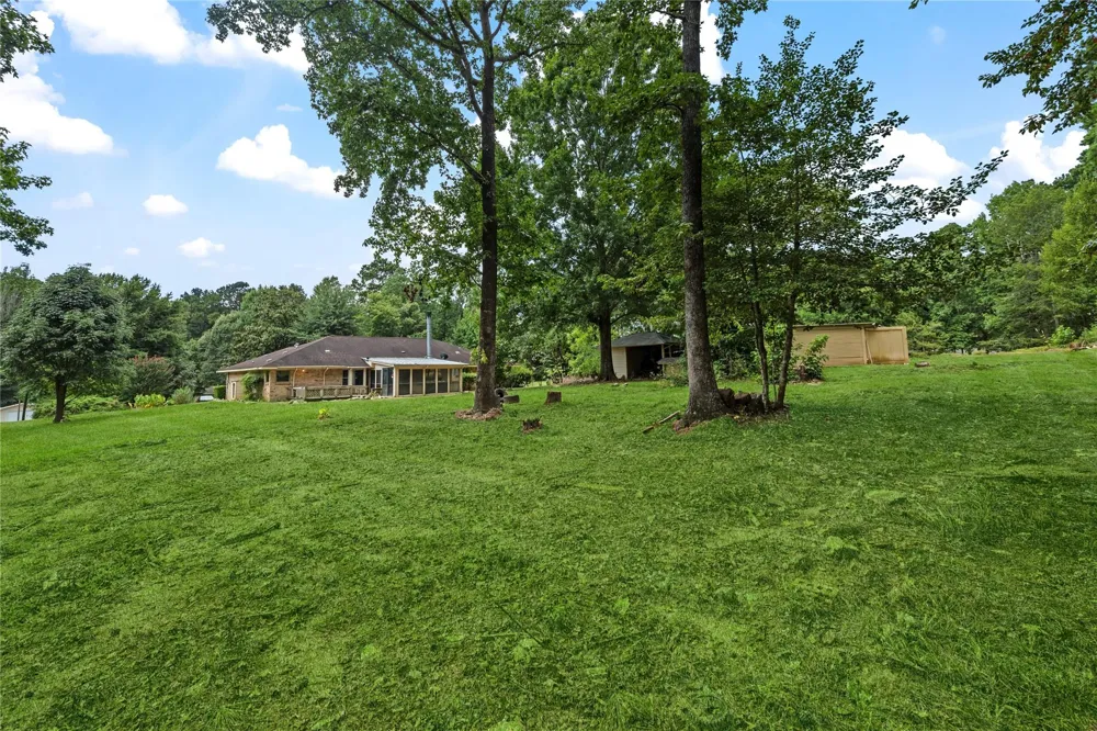 140 Pine Valley Drive Livingston, TX 77351