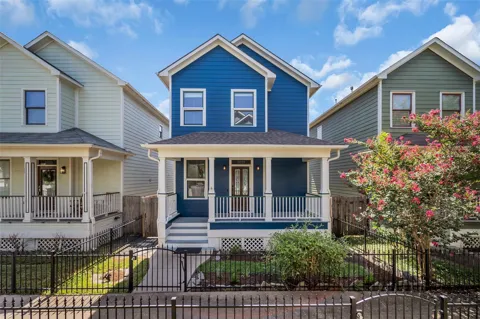 1029 W 15th 1/2 Street