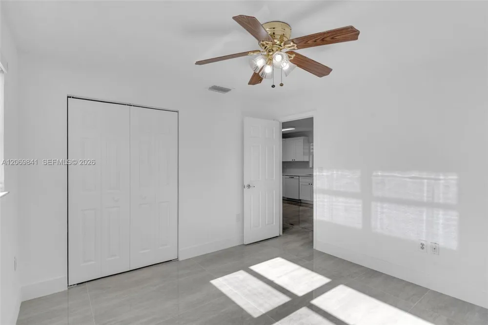 9999 NW 25th Ter Doral, FL 33172