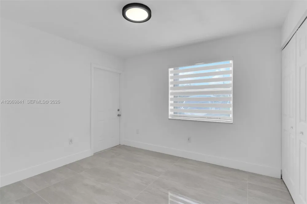 9999 NW 25th Ter Doral, FL 33172