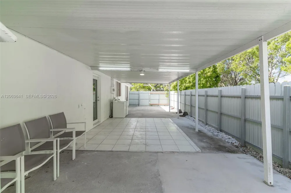 9999 NW 25th Ter Doral, FL 33172