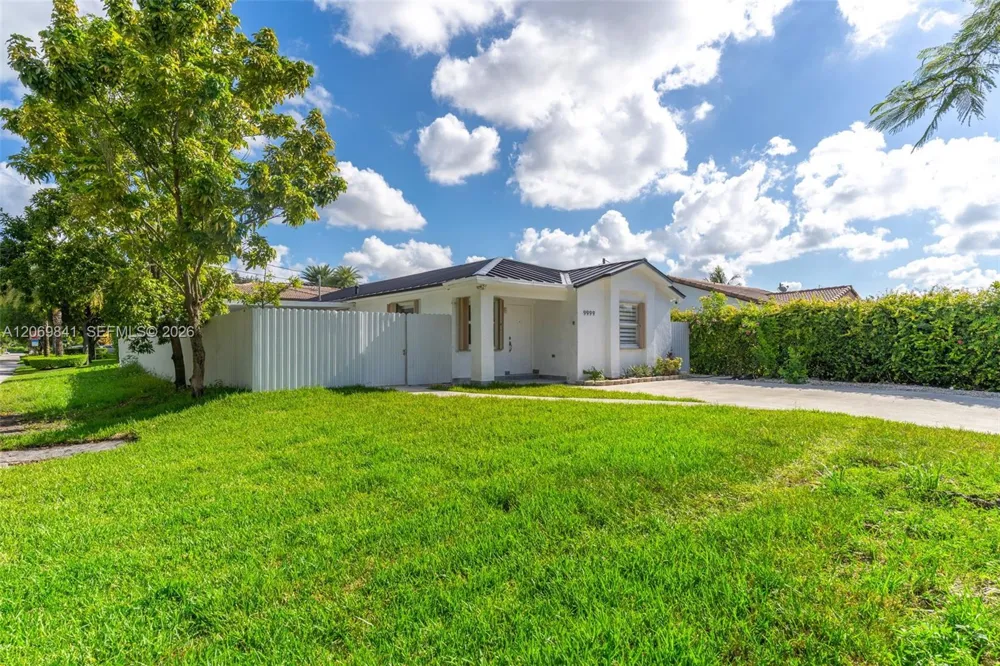 9999 NW 25th Ter Doral, FL 33172