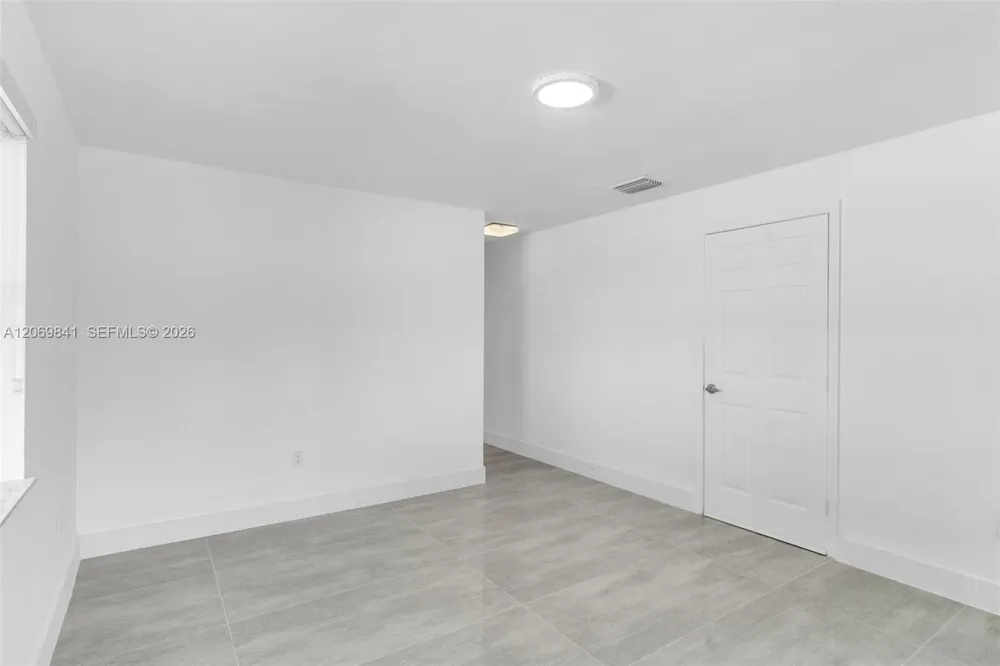 9999 NW 25th Ter Doral, FL 33172