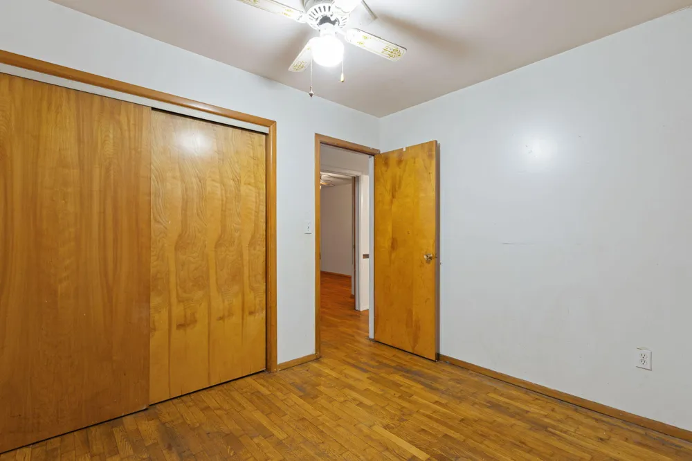 4396 Holloway Adrian, MI 49221