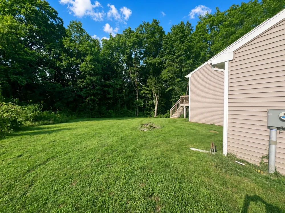 1493 Drew Drive Niles, MI 49120