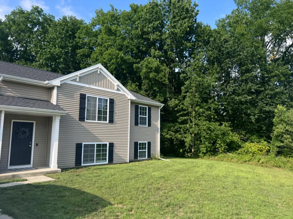 1493 Drew Drive Niles, MI 49120