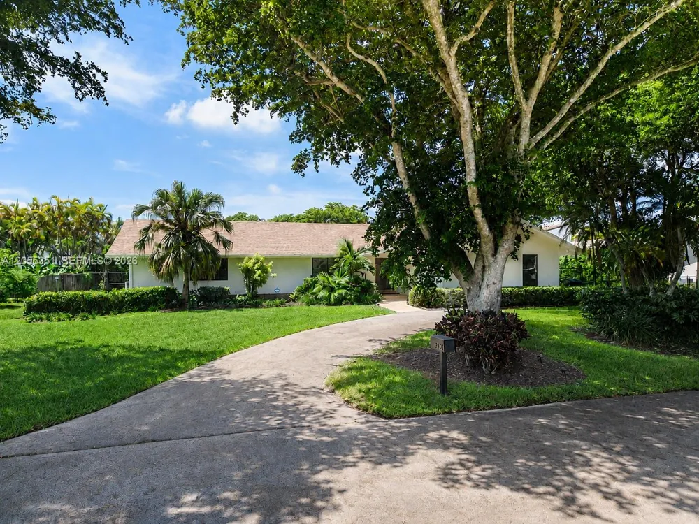 7920 SW 172nd Ter Palmetto Bay, FL 33157