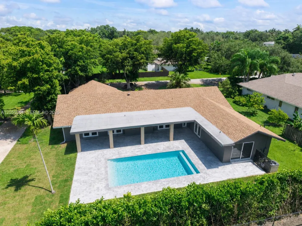 7920 SW 172nd Ter Palmetto Bay, FL 33157