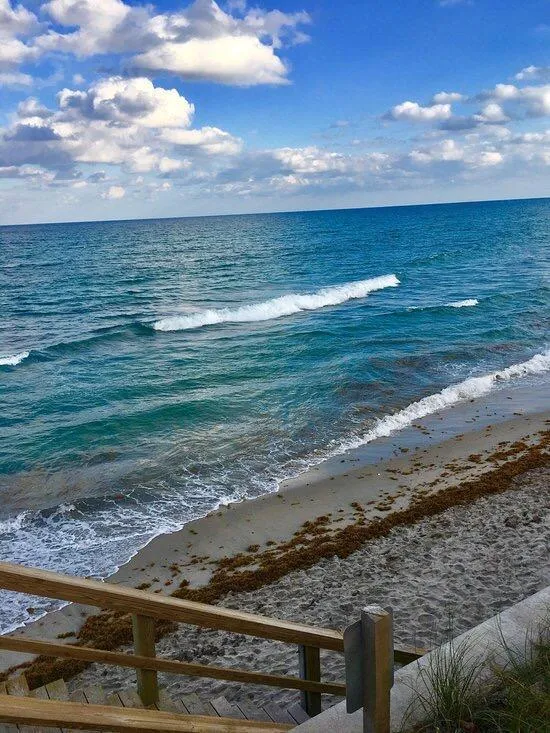 3589 S Ocean Boulevard #37 South Palm Beach, FL 33480