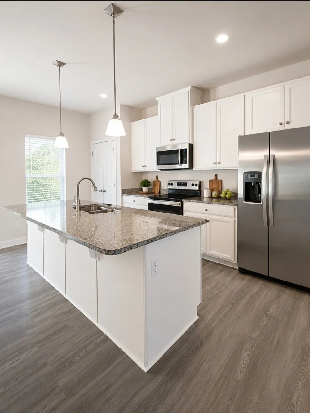 4316 Summercrest Blvd #905 Antioch, TN 37013