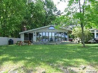 8881 McGregor Road