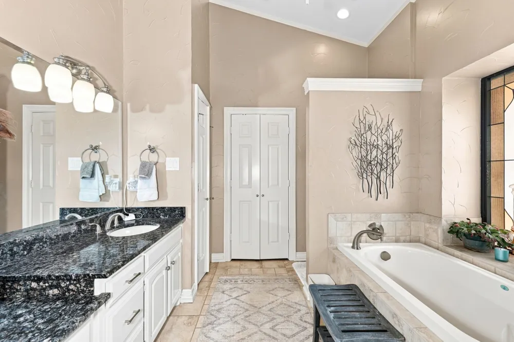 1762 Timber Ridge Circle Corinth, TX 76210
