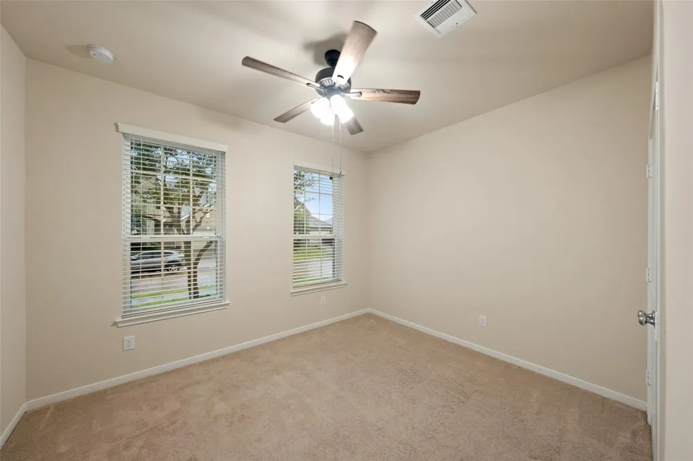 5182 Echo Falls Drive Alvin, TX 77511