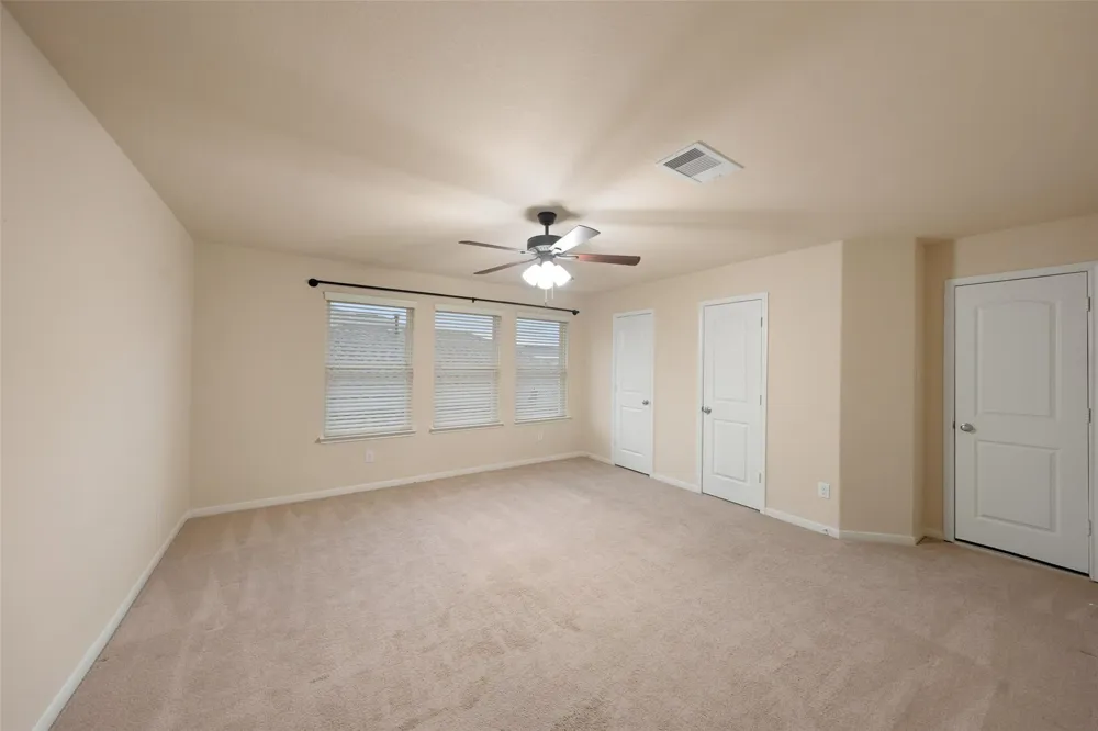 5182 Echo Falls Drive Alvin, TX 77511