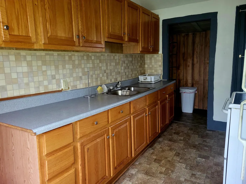 204 W Delaware Street Decatur, MI 49045