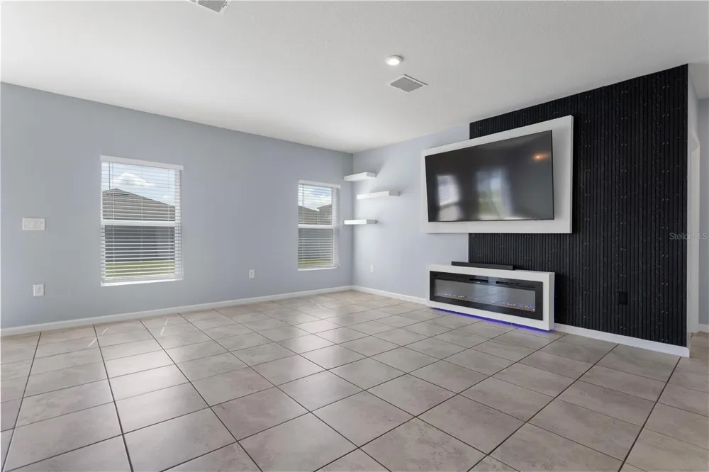 1582 FINNIGAN CIRCLE Haines City, FL 33844