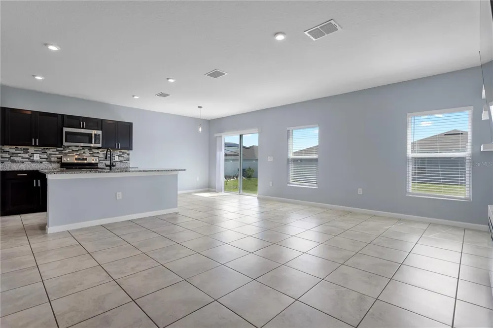 1582 FINNIGAN CIRCLE Haines City, FL 33844