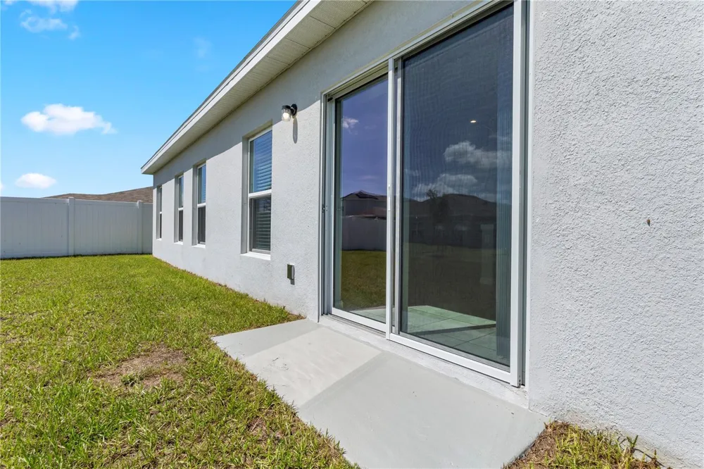 1582 FINNIGAN CIRCLE Haines City, FL 33844
