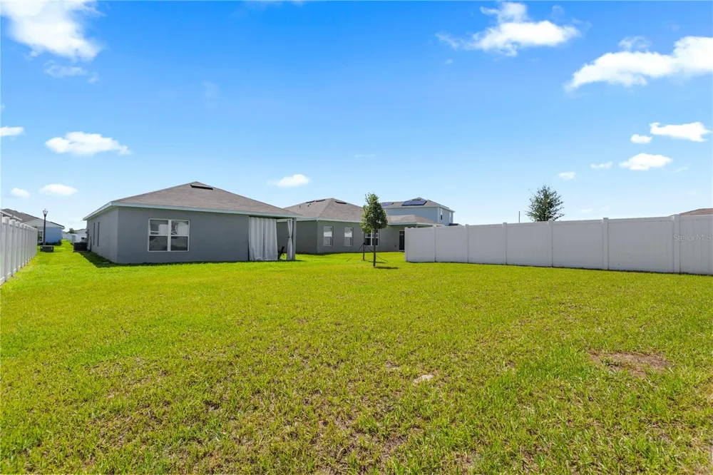 1582 FINNIGAN CIRCLE Haines City, FL 33844