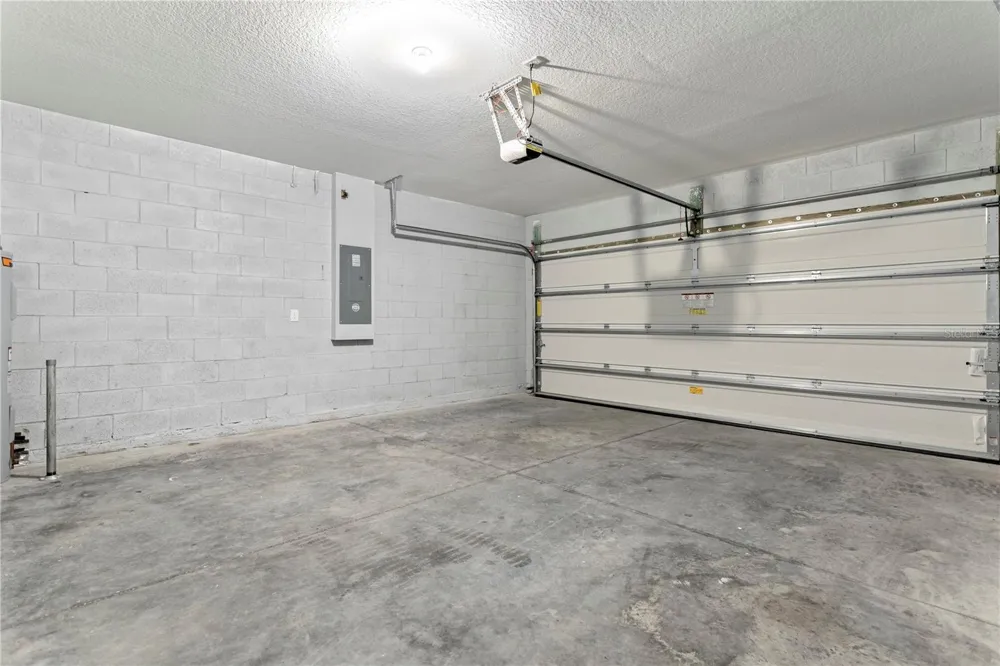 1582 FINNIGAN CIRCLE Haines City, FL 33844