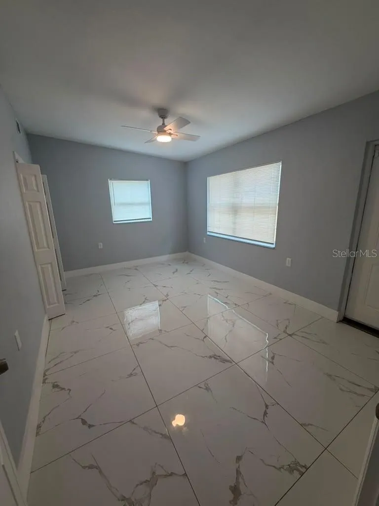 2615 E 23RD AVENUE Tampa, FL 33605