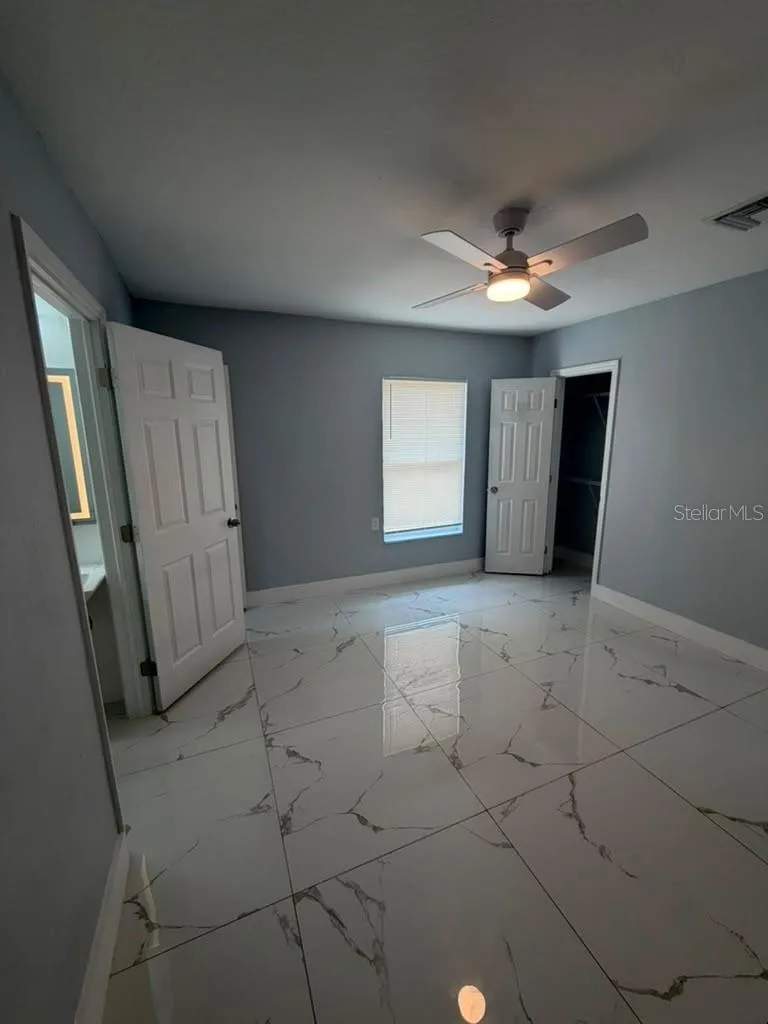 2615 E 23RD AVENUE Tampa, FL 33605