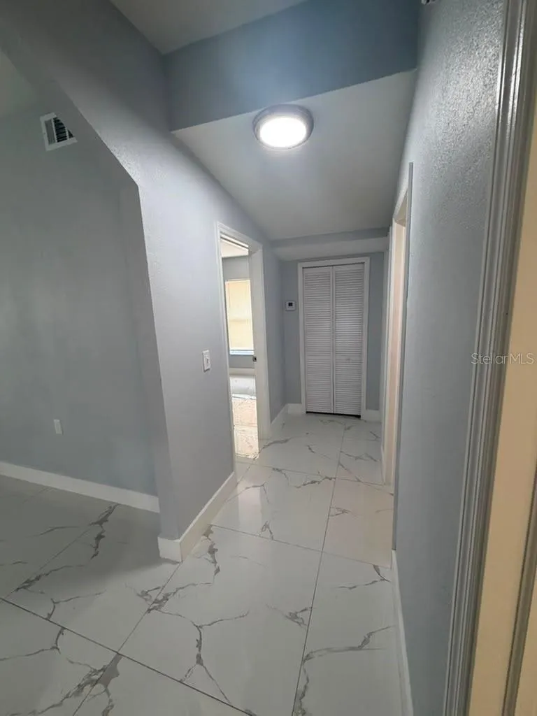 2615 E 23RD AVENUE Tampa, FL 33605
