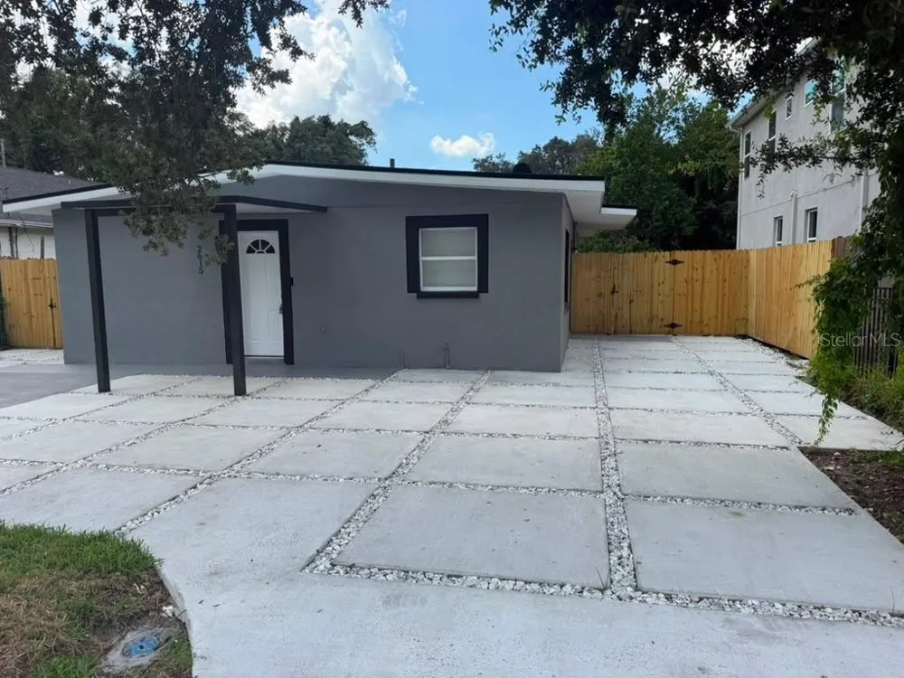 2615 E 23RD AVENUE Tampa, FL 33605
