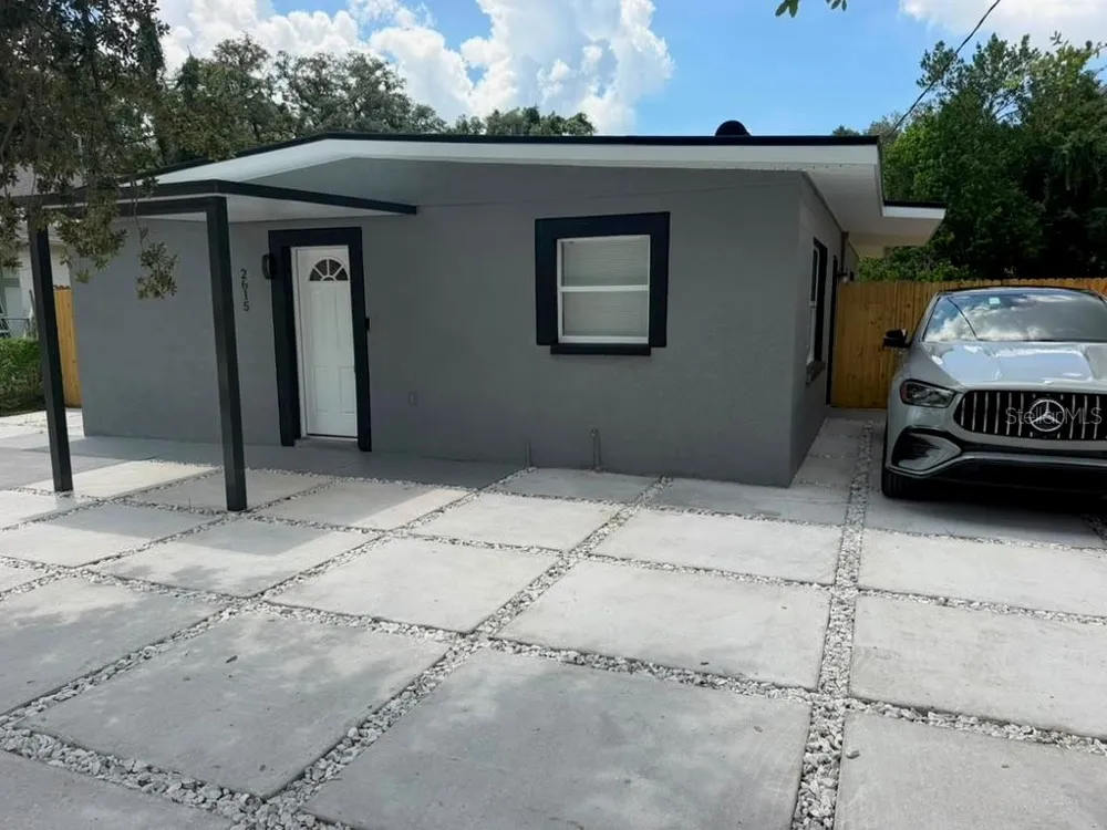 2615 E 23RD AVENUE Tampa, FL 33605
