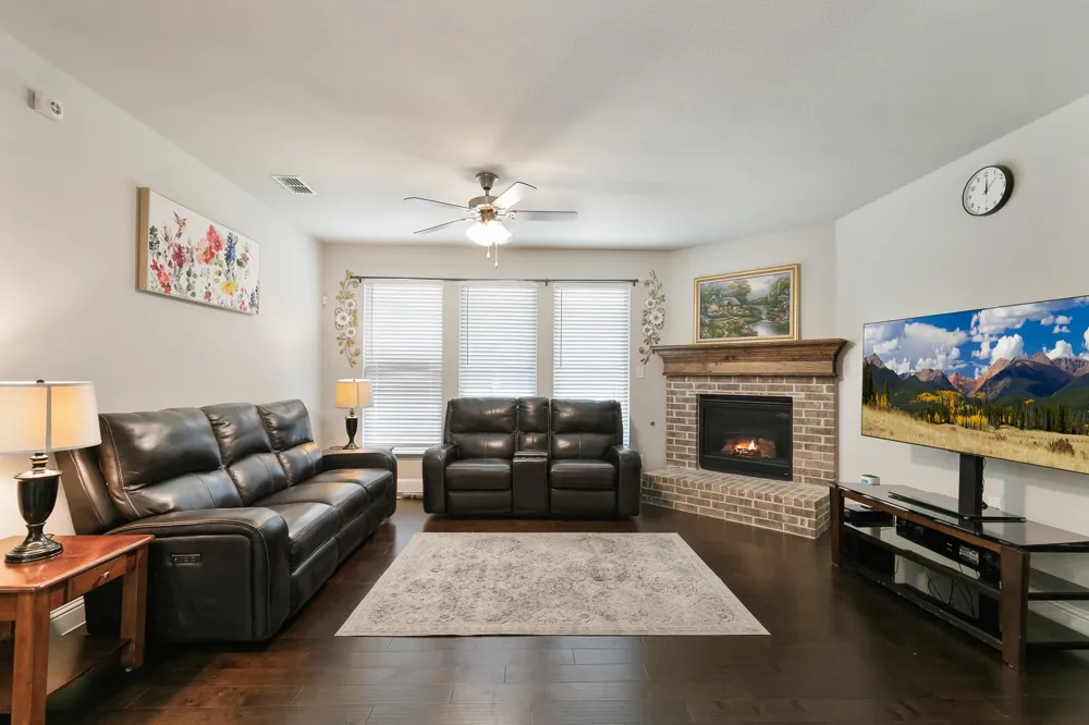 7304 Elm Grove Lane Little Elm, TX 76227