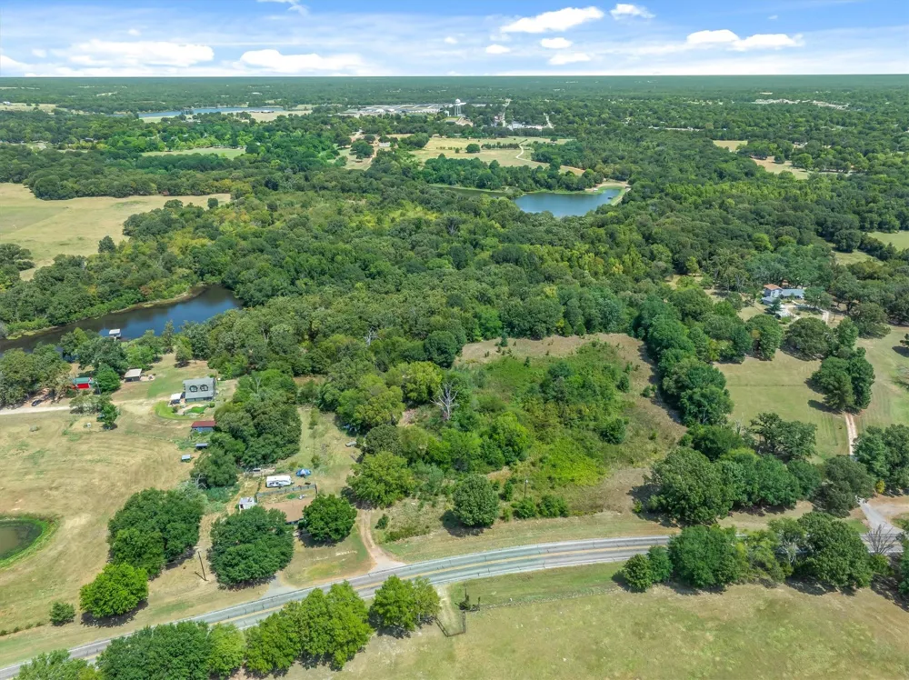 8086 FM 17 Grand Saline, TX 75140