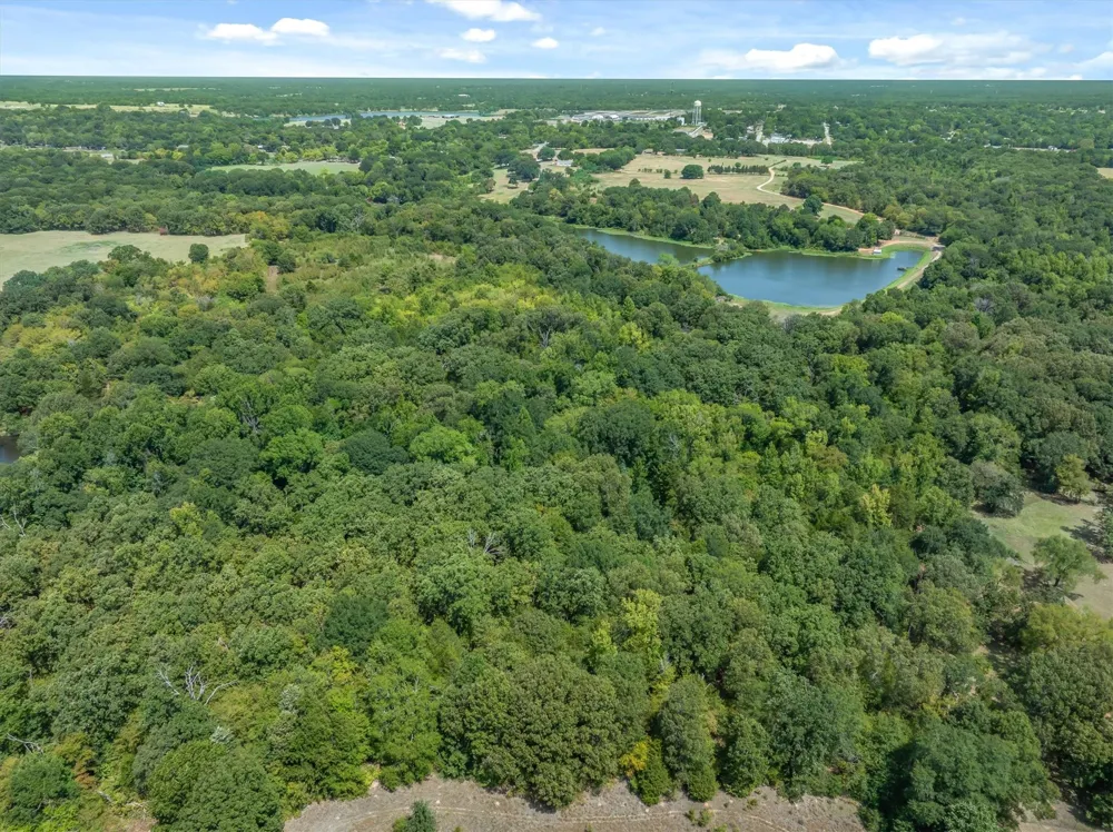 8086 FM 17 Grand Saline, TX 75140