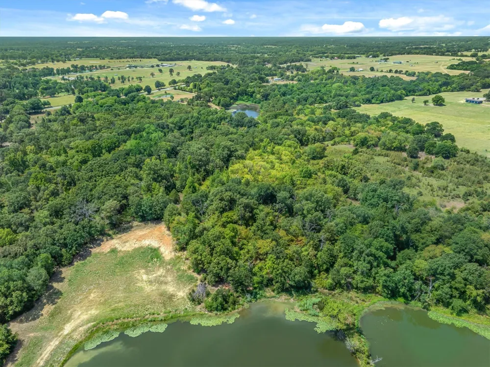 8086 FM 17 Grand Saline, TX 75140
