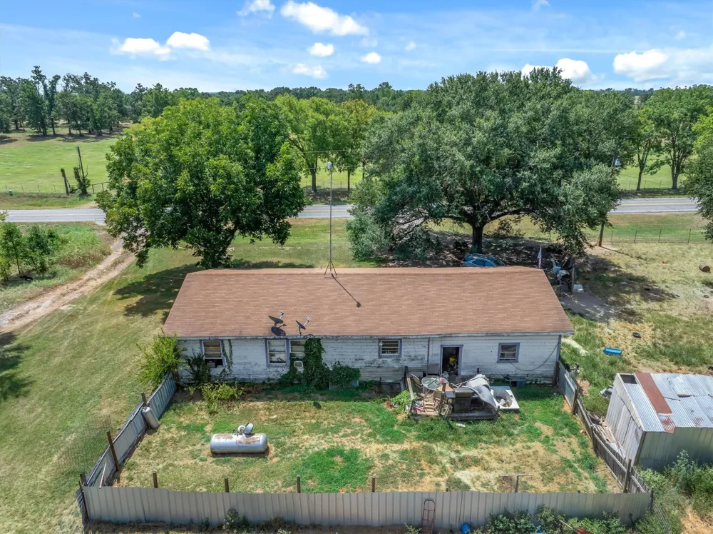 8086 FM 17 Grand Saline, TX 75140