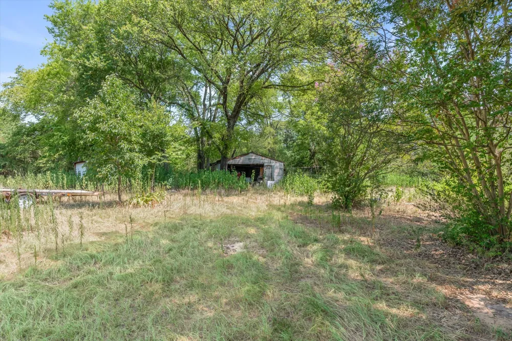 8086 FM 17 Grand Saline, TX 75140