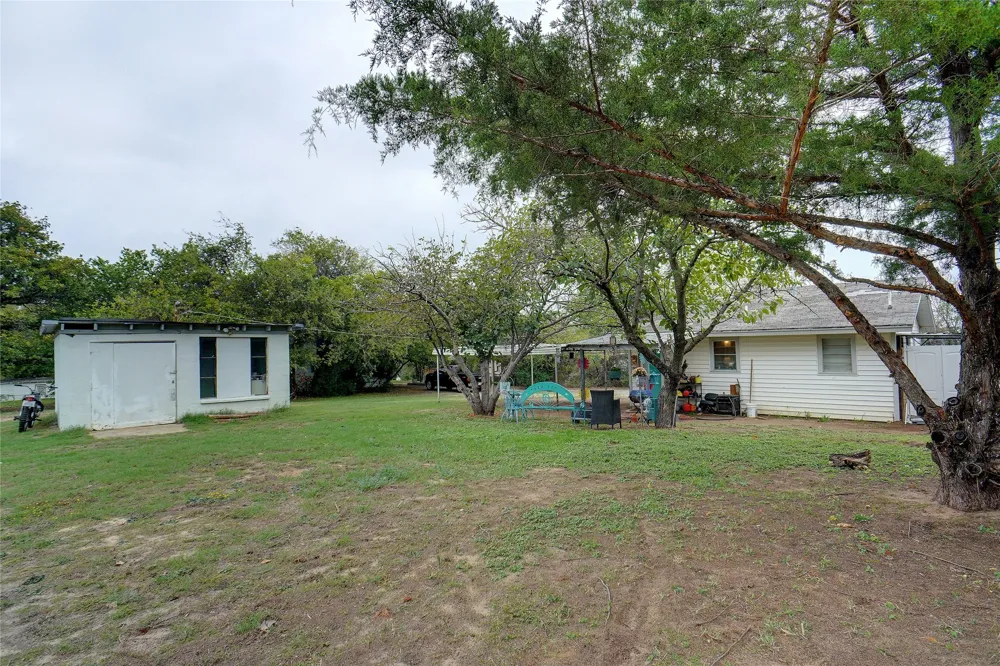 1000 S.E. Parkway Parkway Azle, TX 76020