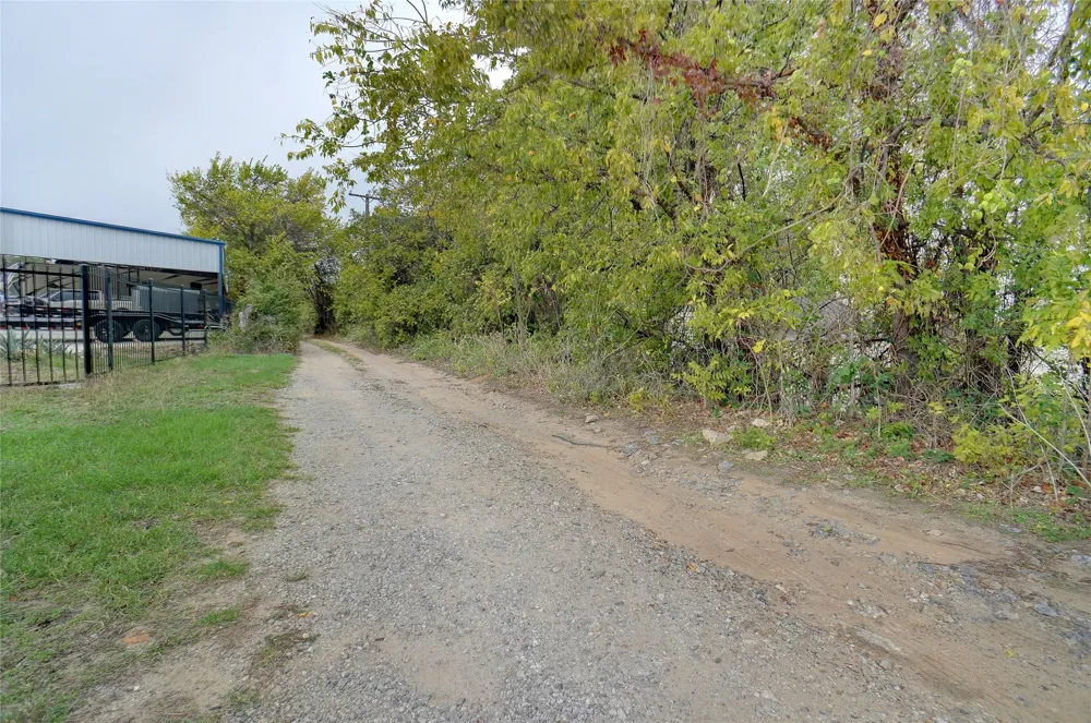 1000 S.E. Parkway Parkway Azle, TX 76020