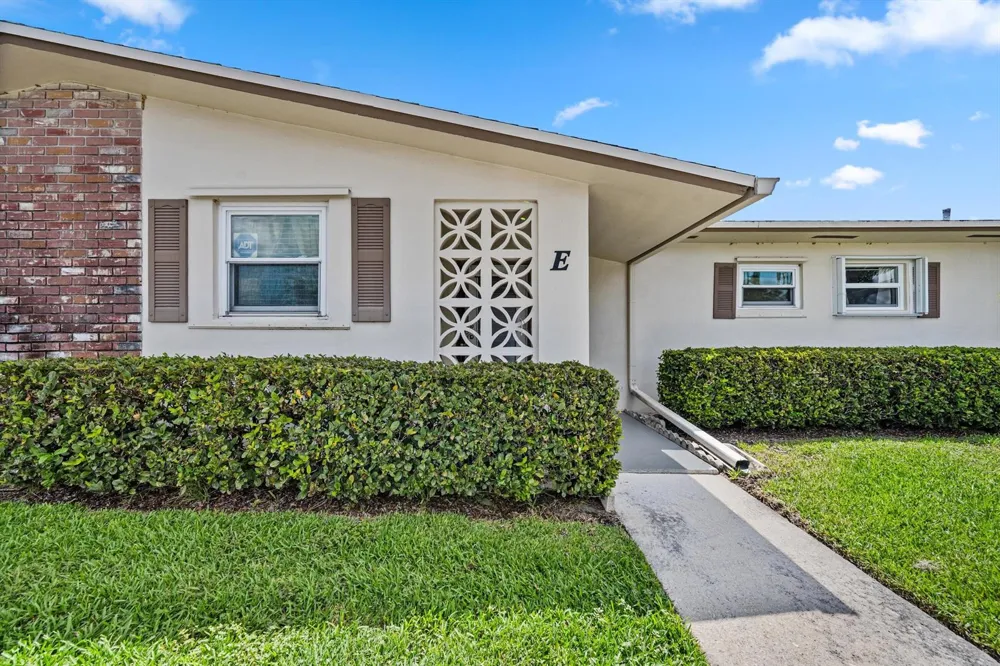 2528 EMORY DRIVE E #E West Palm Beach, FL 33415
