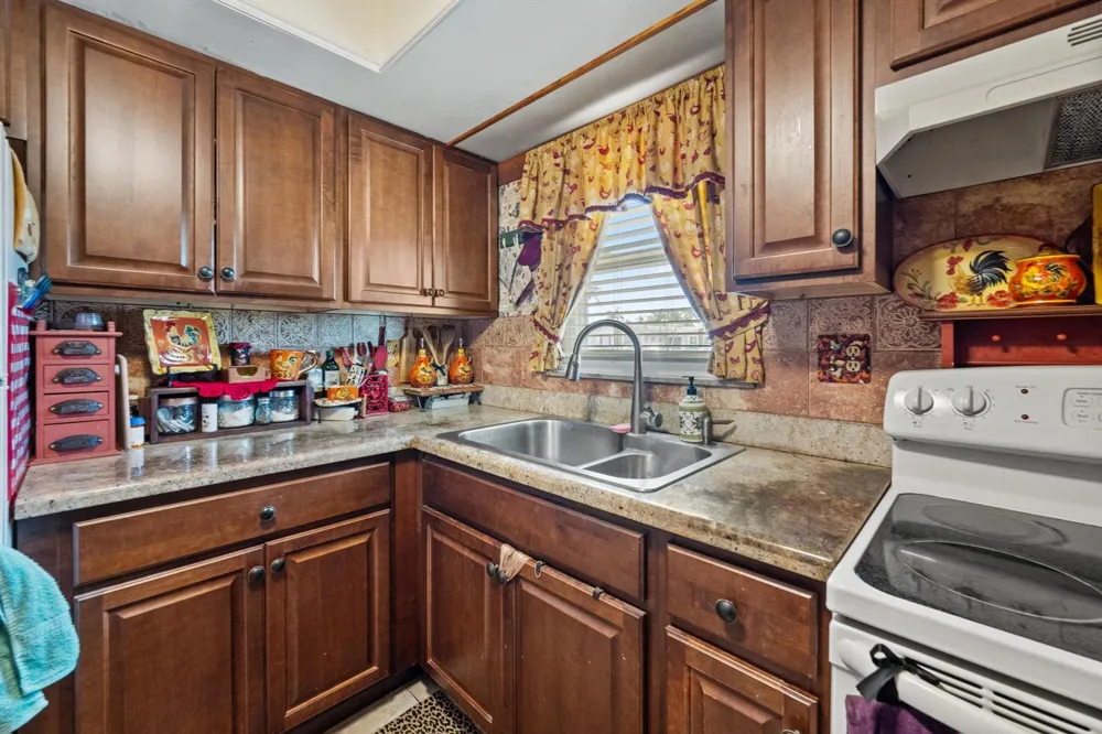 2528 EMORY DRIVE E #E West Palm Beach, FL 33415