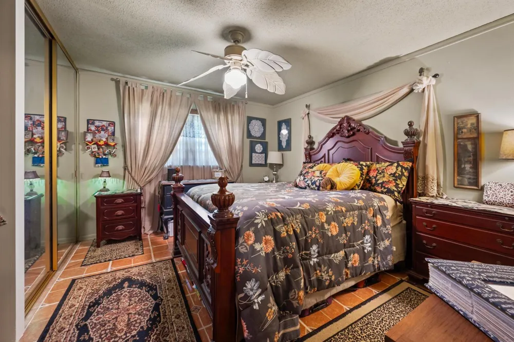 2528 EMORY DRIVE E #E West Palm Beach, FL 33415