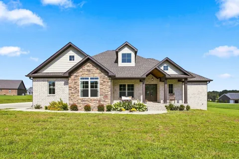 114 Hurst Dr