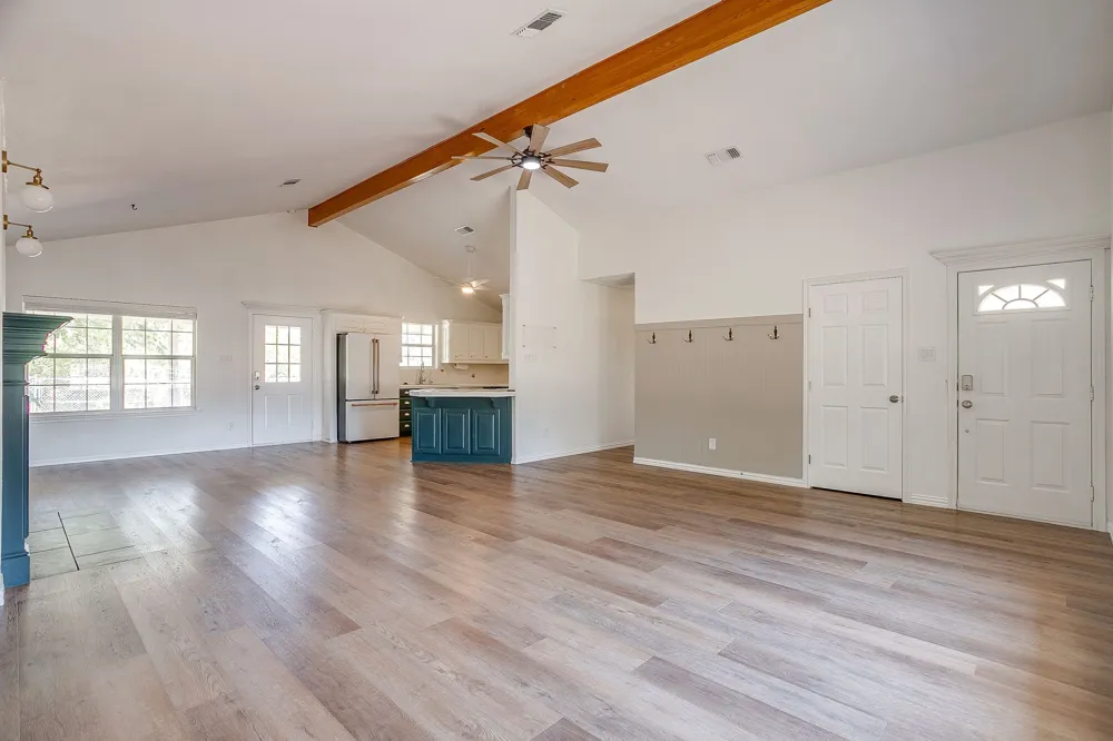 321 E Woody Creek Court Springtown, TX 76082